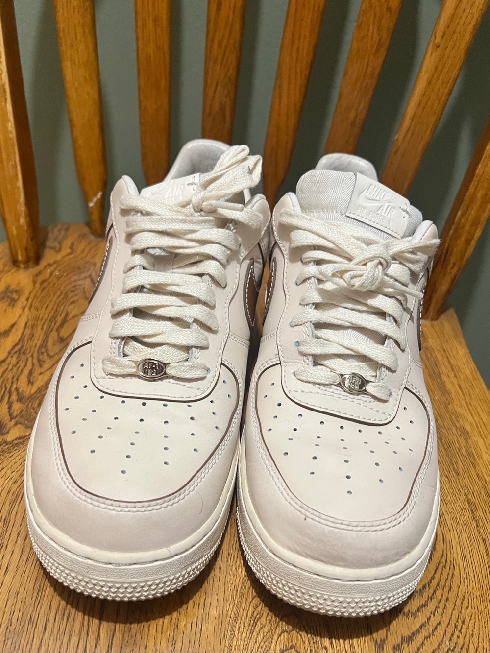 Air Force 1 “Pearl white”
